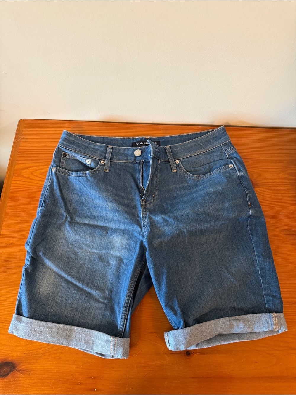 Calvin Klein Women's Medium Blue Rolled Cuff Denim Shorts